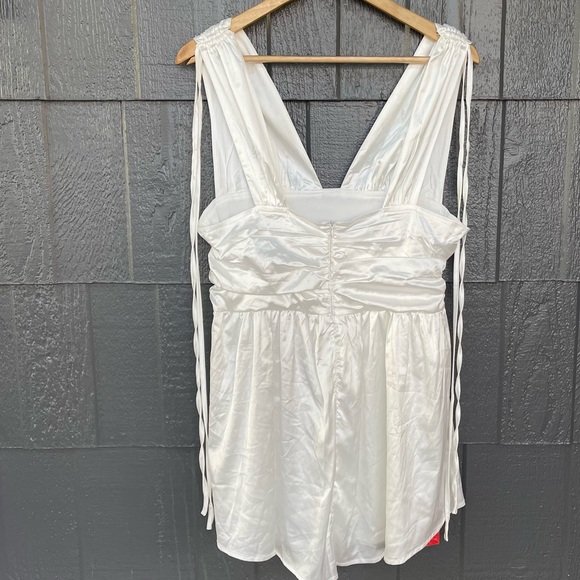 Cider White Satin Ruched Mini Dress - Picture 11 of 13